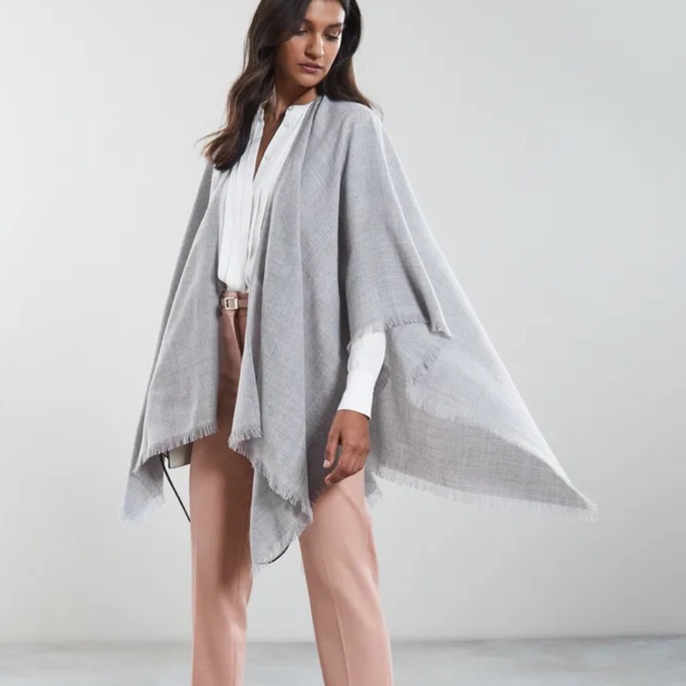 NWT REISS Yasmine Poncho Wrap Shawl
